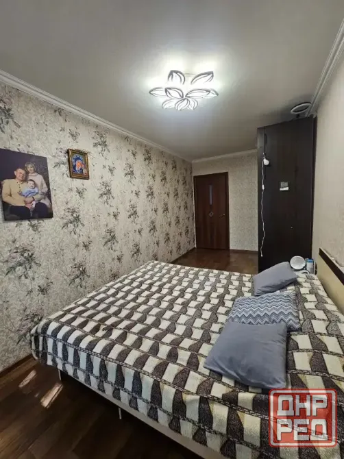 Сдаётся трёхкомнатная квартира в Будёновском районе Донецк - изображение 4