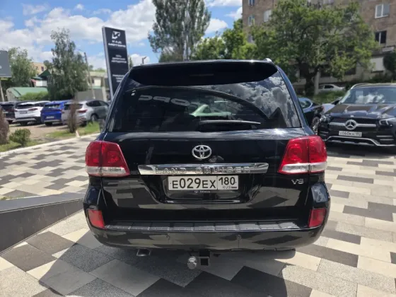 TOYOTA LAND CRUISER 200 Донецк