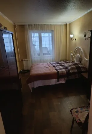 Сдам 3-х комнатную квартиру на Зеленом Макеевка