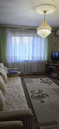 Продам 4-комн. квартиру на Зеленом. Макеевка