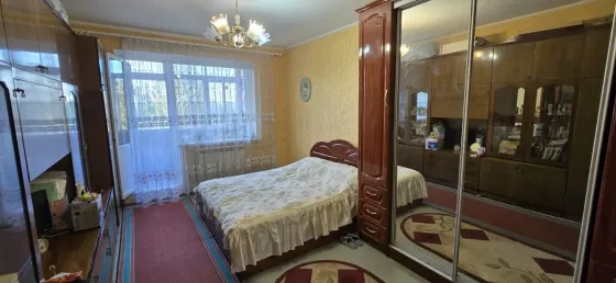 Продам 4-комн. квартиру на Зеленом. Макеевка