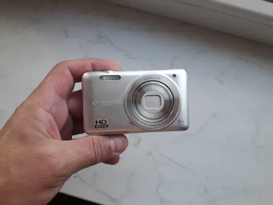 Рабочий 14Mpx (вайб 00х) цифровой фотоаппарат Olympus D-745 Донецк