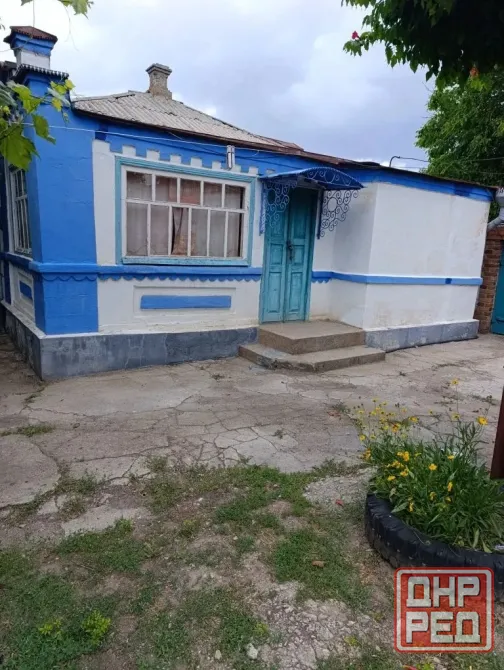 Продам дом в г Новоазовск. Газ, вода, колодец, летняя кухня, хоз постройки . До моря 100 метров Новоазовск - изображение 1