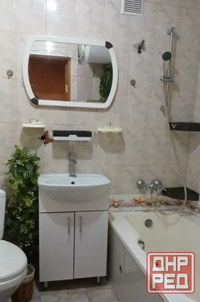 Продам 1-комнатную квартиру в Центре Гвардейки Макеевка - изображение 4