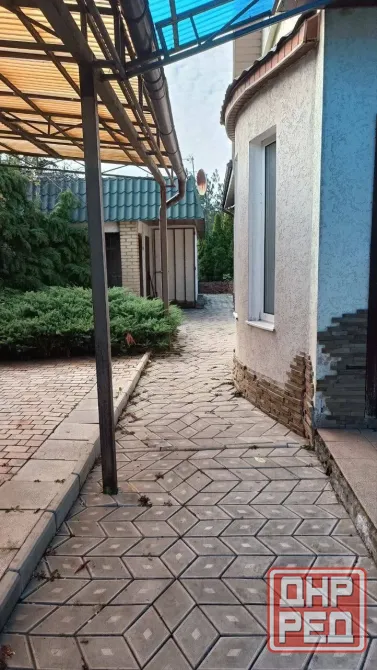 Продается 2-х этажный дом, ул. Культурная, ориентир Петровский рынок Донецк - изображение 1