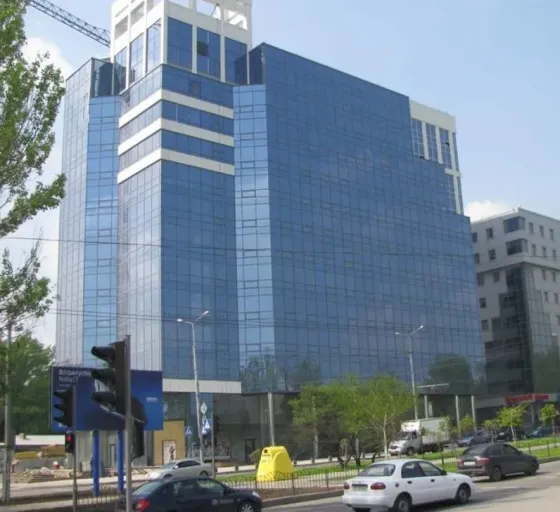 Сдам офис 180м2 в бизнес - центре Центавр - Плаза Донецк