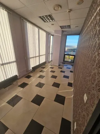 Сдам офис 180м2 в бизнес - центре Центавр - Плаза Донецк