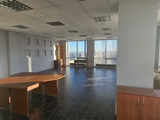 Сдам офис 180м2 в бизнес - центре Центавр - Плаза Донецк