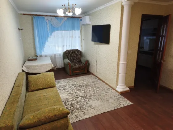 Аренда трёхкомнатной квартиры в Приморском р-не Мариуполя Мариуполь