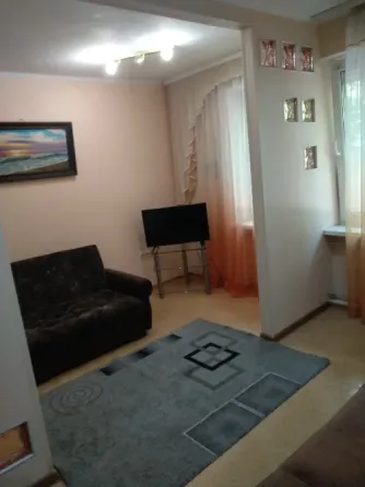 Сдам 2-х комнатную в Ворошиловском районе на пр-те Театральном. Донецк