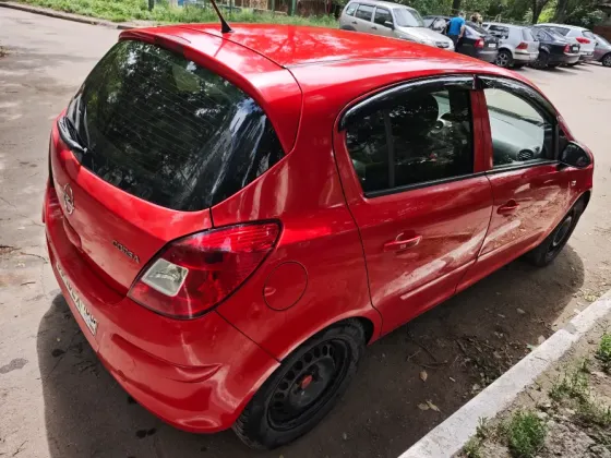Opel Corsa 1.2 - 559.000 Донецк