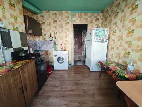 Продаётся 3-комнатная квартира в Ильичёвском районе Мариуполь