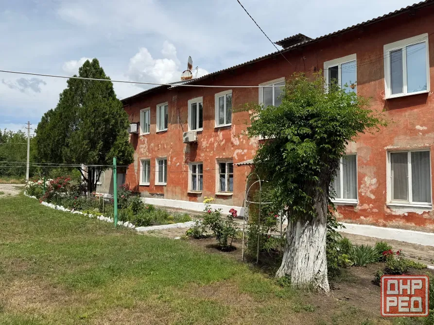 Продам 2-х ком. кв., Автономка, 1/2 эт., 50 м.кв. - Макеевка, ул. Грузская, Зеркальный цех Макеевка - изображение 1