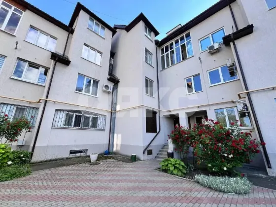 Продаётся 4-комнатная квартира в Приморском районе Мариуполь
