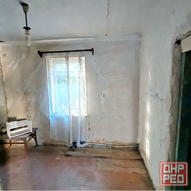 Иловайск, ул. Войкова, продам дом шпальный с печным отоплением, в жилом состоянии, г. Иловайск Иловайск - изображение 5