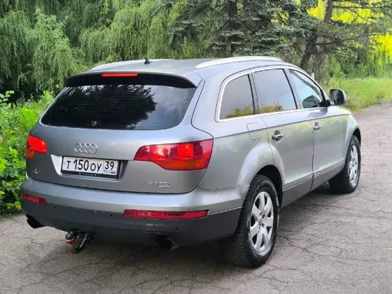 Продам Audi Q7 3.0 TDI в хорошем состоянии по самому низу рынка!!! Енакиево