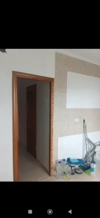 продам 1 к.кв. киевский р. политбойцов 2300 мил р торг. Донецк