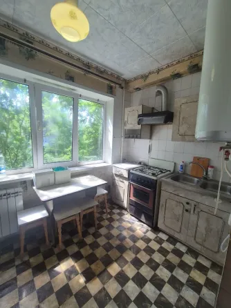 Продам 2-комн.кв на Черемушках, квартал Химик Макеевка