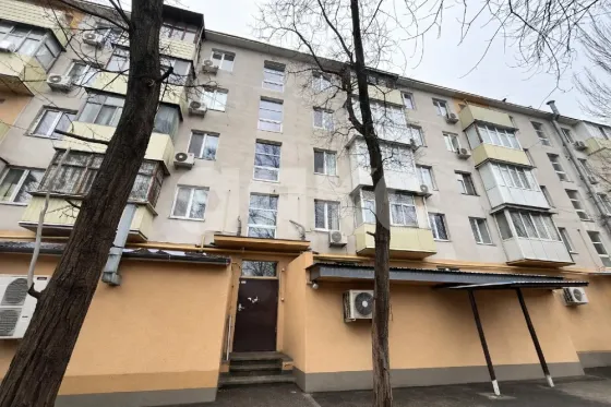 Продаётся 1-комнатная квартира в Центральном районе Мариуполь