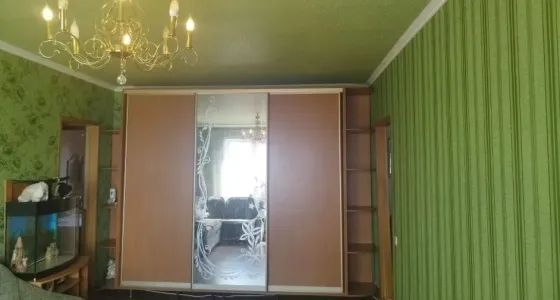 Сдам 3-х комнатную квартиру на Зеленом Макеевка