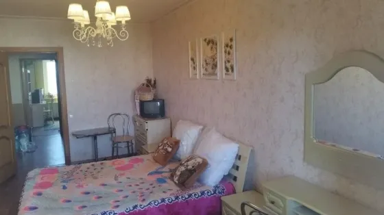Сдам 3-х комнатную квартиру на Зеленом Макеевка