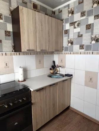 Продам 1 к кв на Текстильщике, 8 эт./9 Донецк