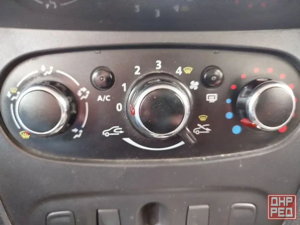 Продам Renault Logan 555000 т.р Донецк - изображение 2