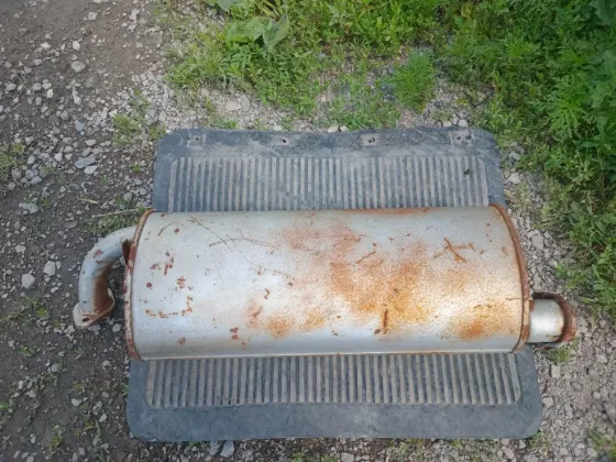 Продаю глушитель на волгу,новый Донецк