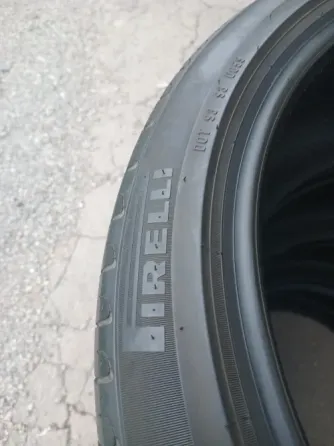 Продаю комплект летней резины 245 40 19 Донецк