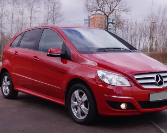 Продам по запчастям Mercedes-Benz B 180 2011 года Донецк
