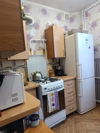 ул Куйбышева , остановка углестрой 2х комнатная квартира , Донецк