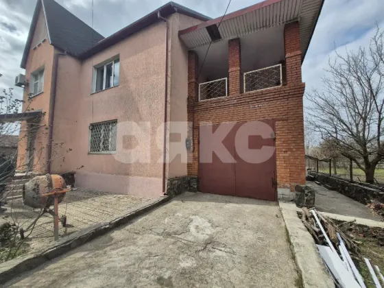 Продаётся просторный дом с видом на море в Приморском районе Мариуполь