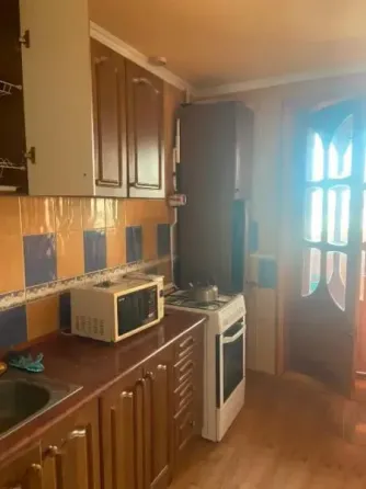 Сдам 3-х комнатную квартиру Донецк