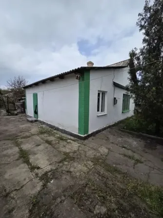 Продается бюджетный 2-комнатный дом Донецк