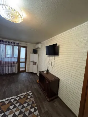 Евро!Сдам 2х Роза Люксембург Донецк