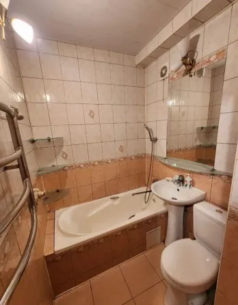 Продам 3ком Макеевка, ул. Ленина Макеевка