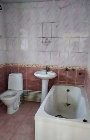Продам 3ком. дом. Кировский р-н. Ориентир мкр. Абакумова. ост. Соболевского. ул.Светлогорская. Донецк