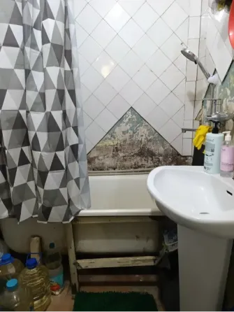 Квартира Крупногобаритная 3х комтная 66 кв, метров , балкон и лоджия , Донецк