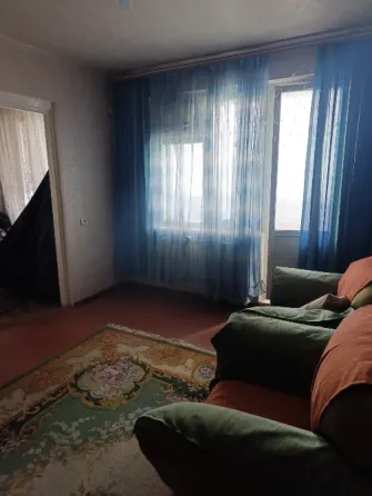 продам 3-комнатную квартиру Донецк
