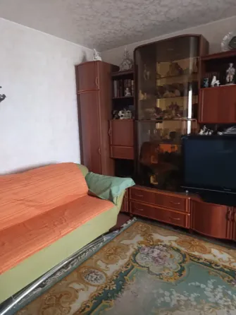 продам 3-комнатную квартиру Донецк