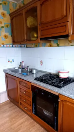 Сдам 3 к.кв на Щорса рядом с Торговым институтом Донецк
