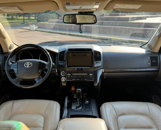 Toyota Land Cruiser 200, 2008г., 4.7 бензин Горловка