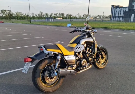 Продам мотоцикл Yamaha VMAX 1200 1998года Мариуполь