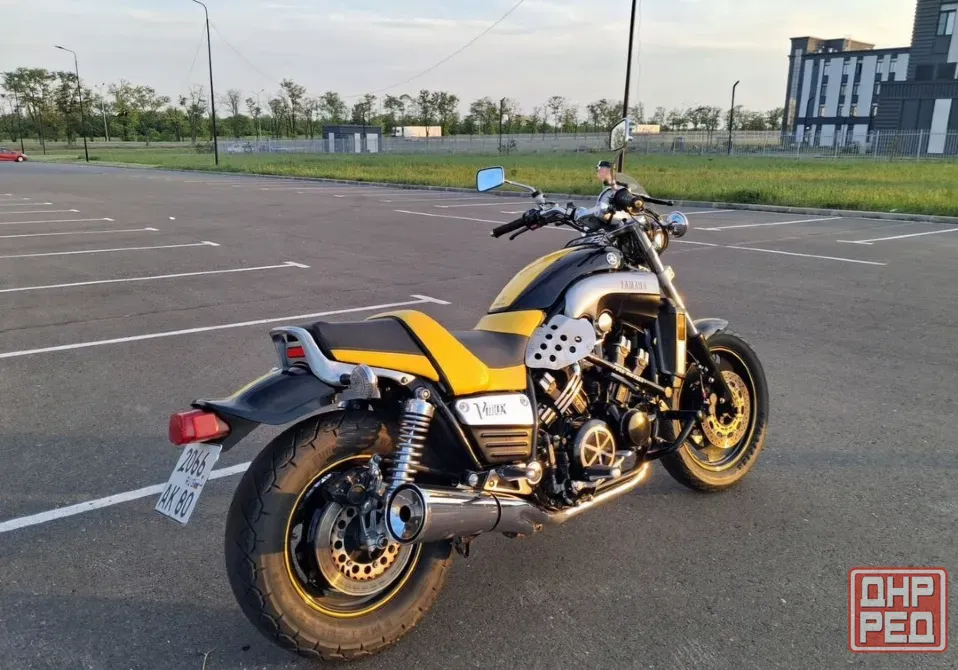 Продам мотоцикл Yamaha VMAX 1200 1998года Мариуполь - изображение 1