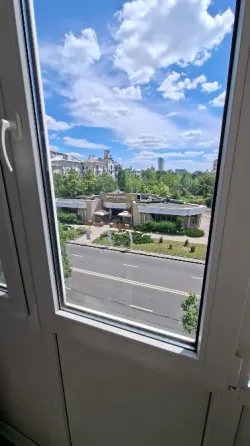 Продам 2 к.кв Богдана Хмельницкого центр напротив Чача Пури Донецк