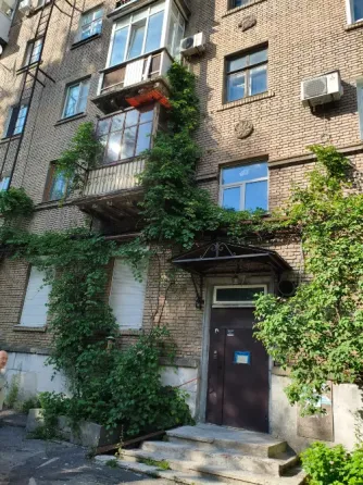 Продается 2 комнатная квартира в Центре Донецка Донецк