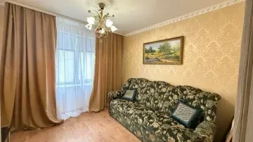 Сдам трёхкомнатную квартиру пр. Нахимова шикарный ремонт Мариуполь