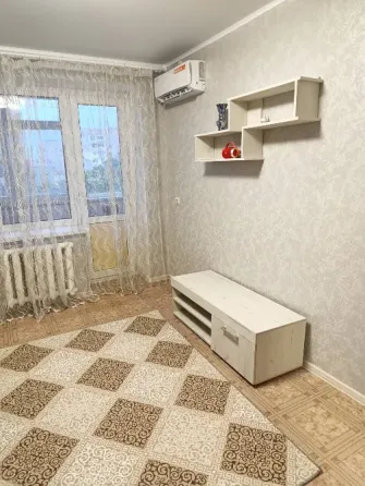 1к квартиру кв. Мариуполь