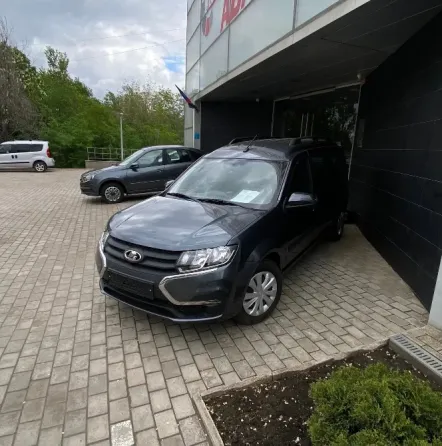 продам новый lada largus. Донецк