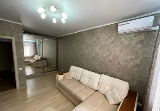 Аренда 1-комнатной квартиры (34кв.м), 3-й этаж. Донецк